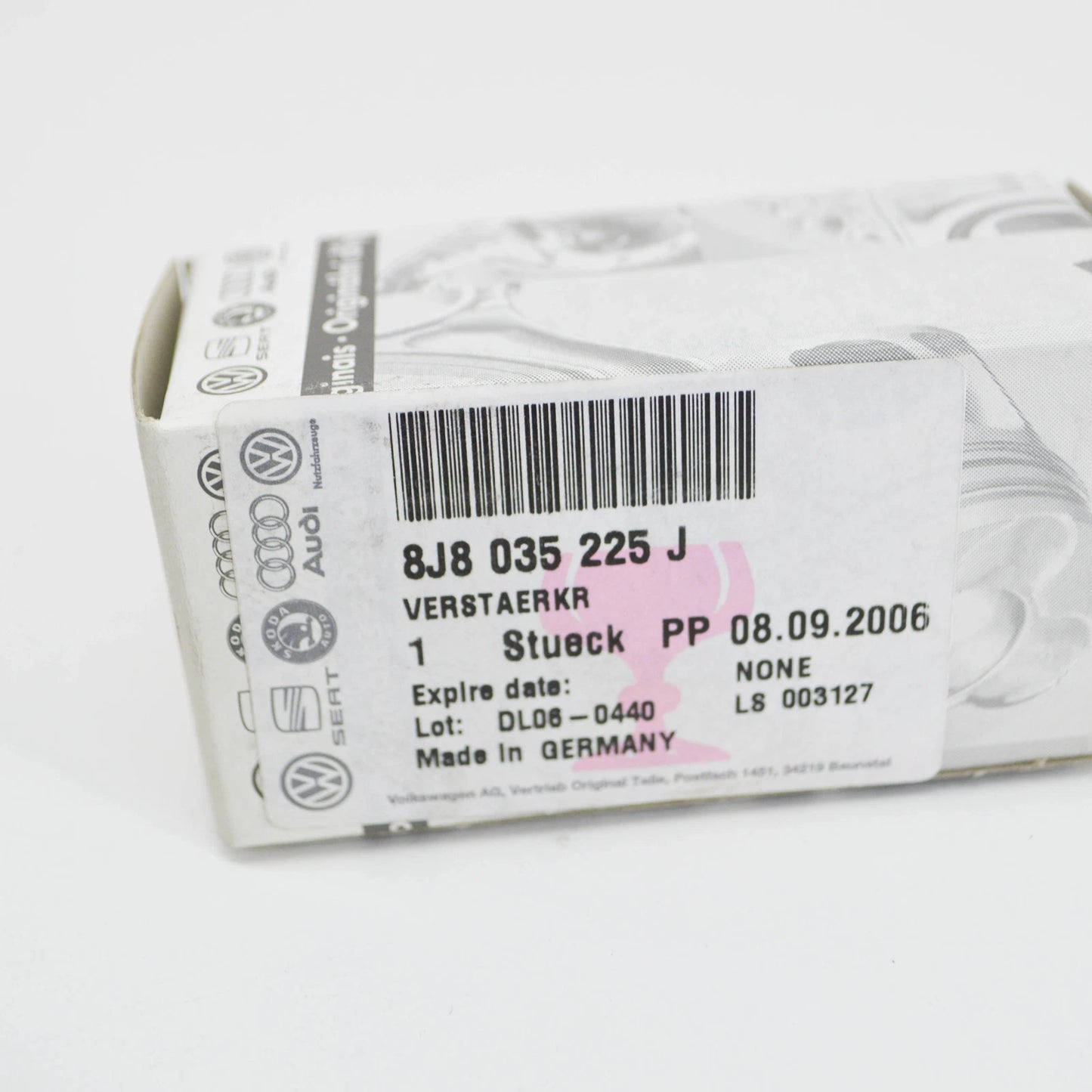 NEW AUDI TT 8J ANTENNA AMPLIFIER 8J8035225J ORIGINAL