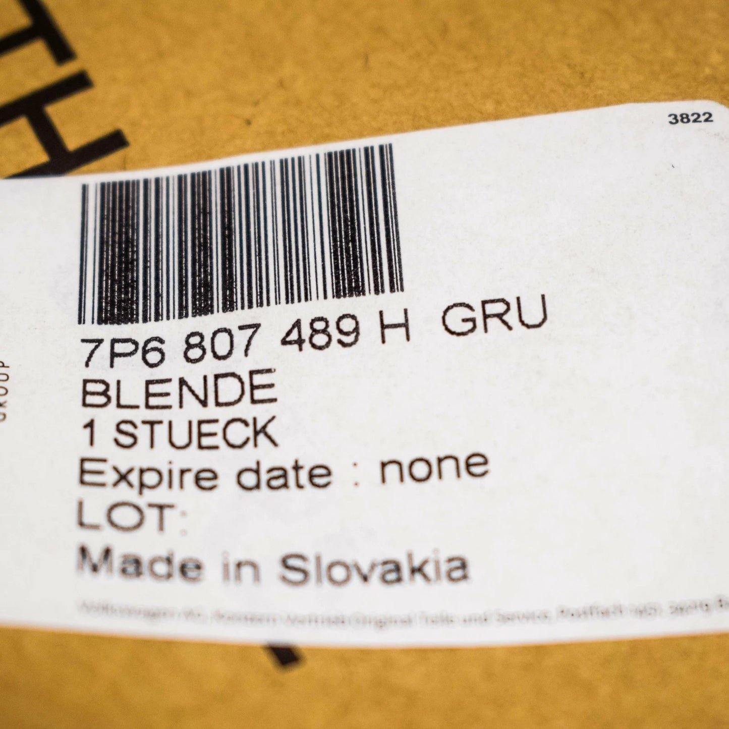 NEW VW TOUAREG 7P FRONT LEFT FOG LIGHT GRILLE TRIM 7P6807489HGRU ORIGINAL