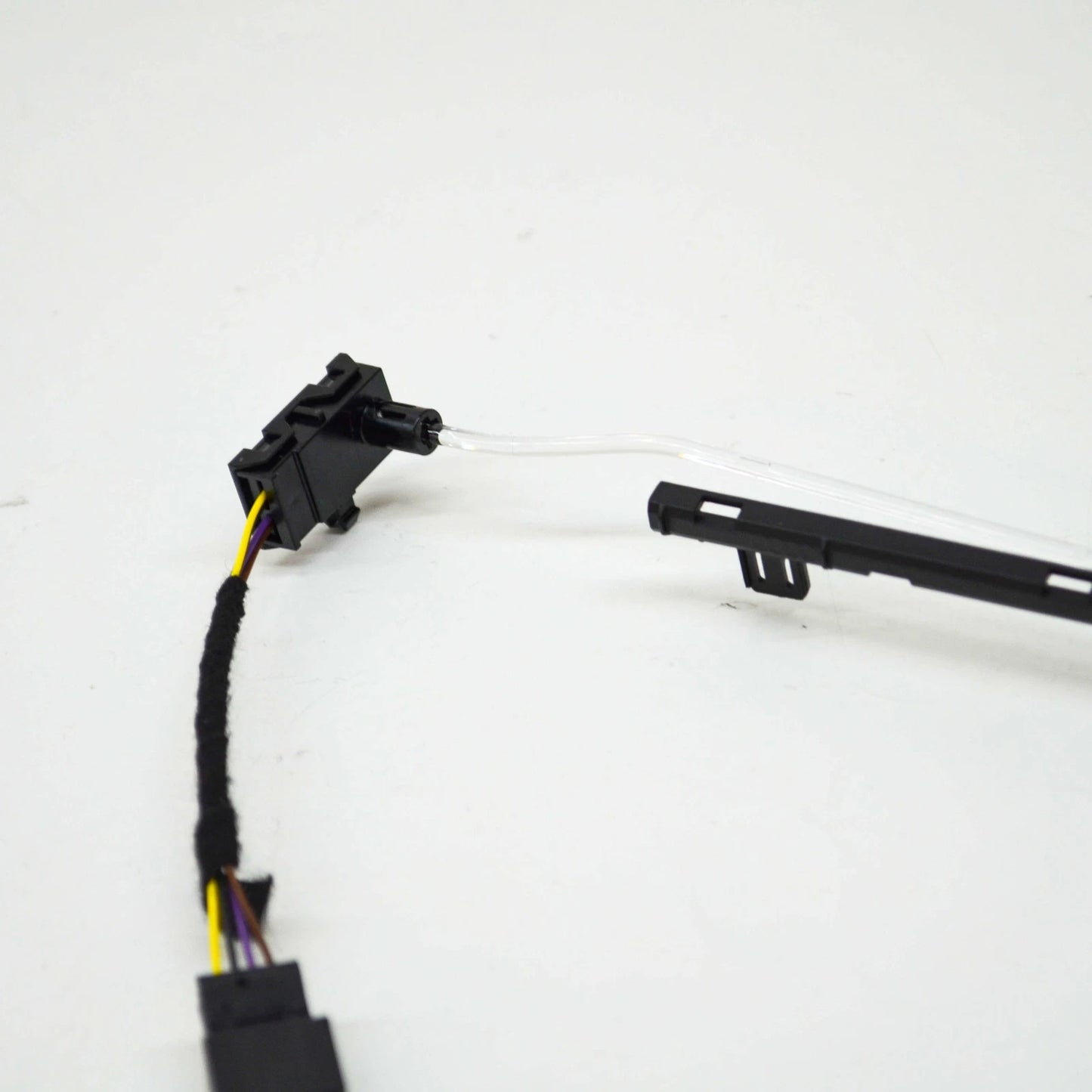 NEW AUDI A4 B9 FRONT CENTER CONSOLE RIGHT LIGHT MODULE 8W0947094A ORIGINAL