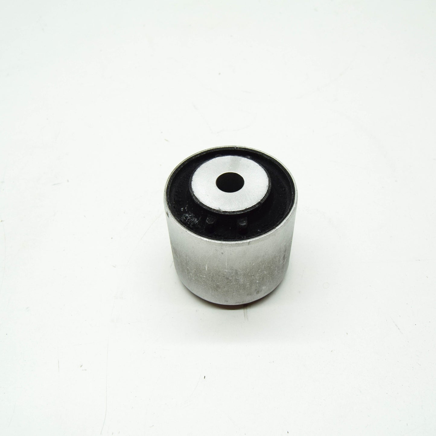 NEW MERCEDES-BENZ M W164 REAR LEFT/RIGHT BEARING A1643331314 ORIGINAL