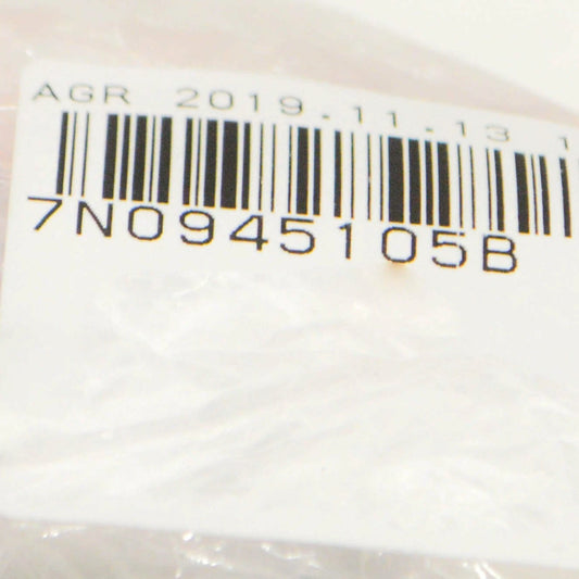 NEW VOLKSWAGEN SHARAN 7N REAR BUMPER LEFT REFLECTOR 7N0945105B