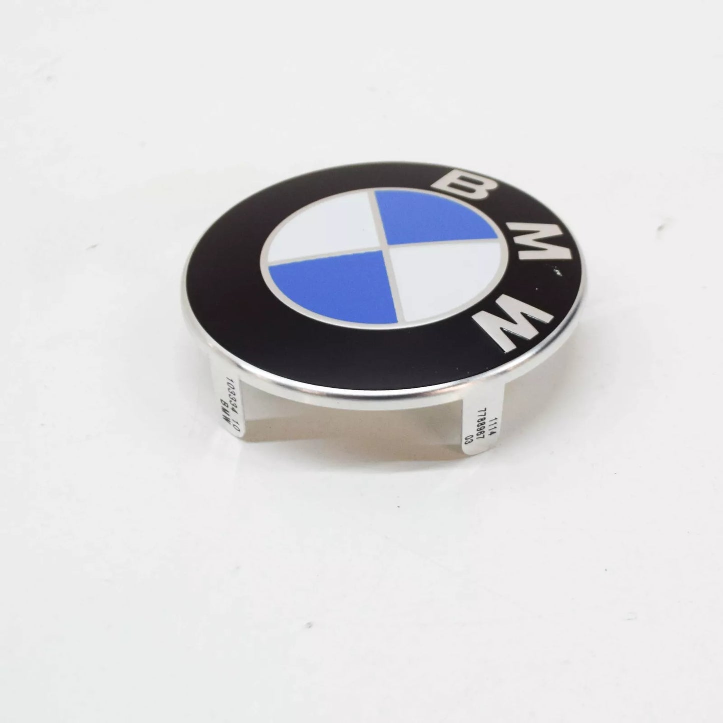 NEW BMW 2 F23 ENGINE COVER EMBLEM 11147788967 7788967 ORIGINAL