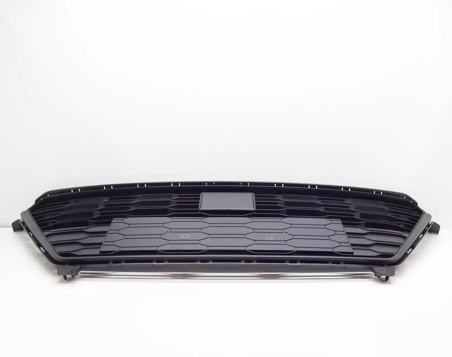 NEW SEAT ARONA KJ FRONT BUMPER CENTER GRILLE 6F9853667D9B9 ORIGINAL