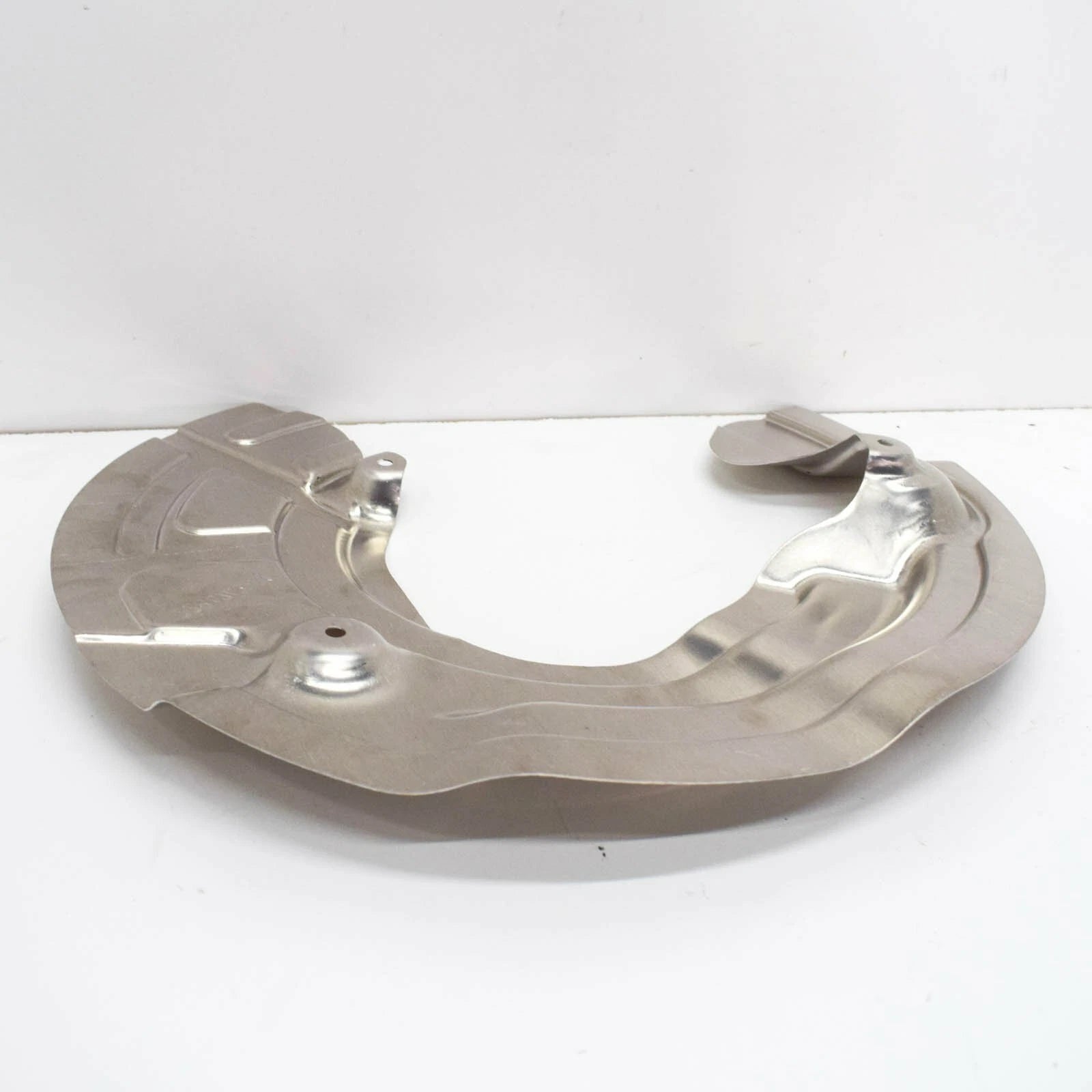 NEW BMW M2 F87 FRONT LEFT BRAKE DISC PROTECTION GUARD 34112284743 ORIGINAL