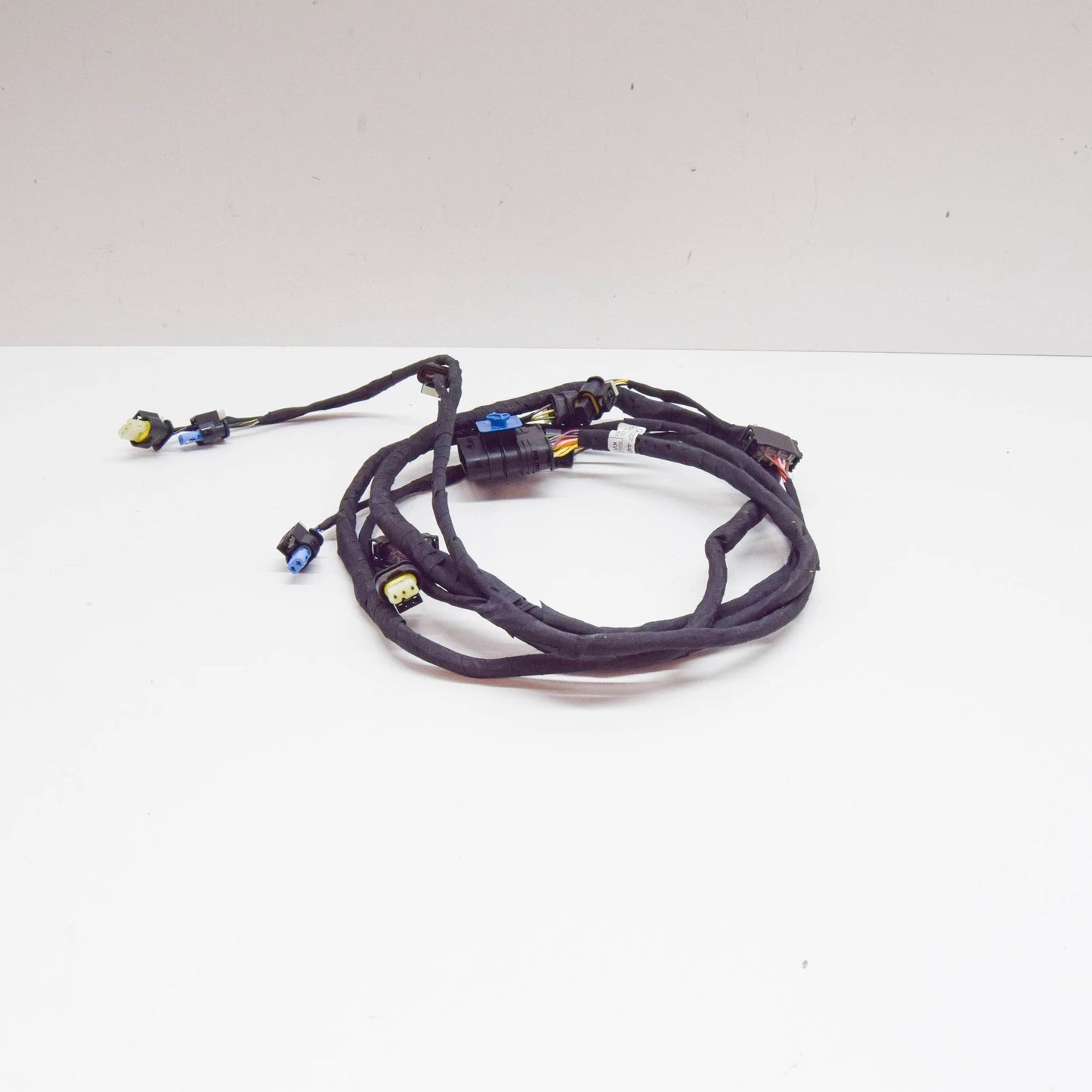 NEW MERCEDES-BENZ E CABRIO A207 FRONT PARKING AID WIRING A2074400308 ORIGINAL