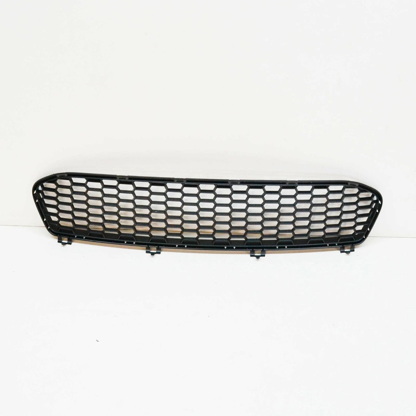 NEW BMW M2 F87 FRONT BUMPER CENTER GRILLE 51118062178 8062178 2016
