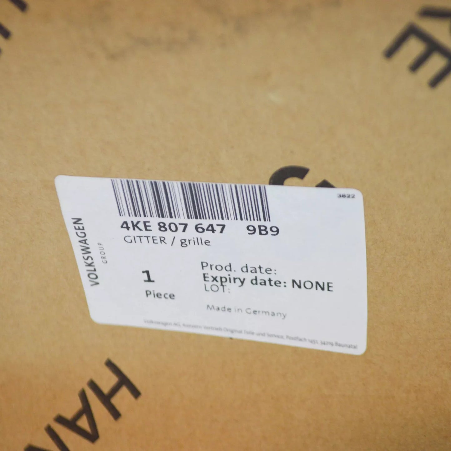 NEW AUDI E-TRON SPORTBACK GEA FRONT BUMPER CENTER LOWER GRILLE 4KE8076479B9