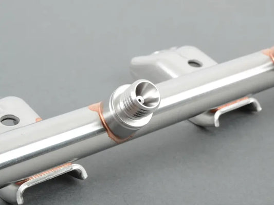 NEW BMW 3 E90 HIGH PRESSURE FUEL RAIL 13537575480 7575480 ORIGINAL