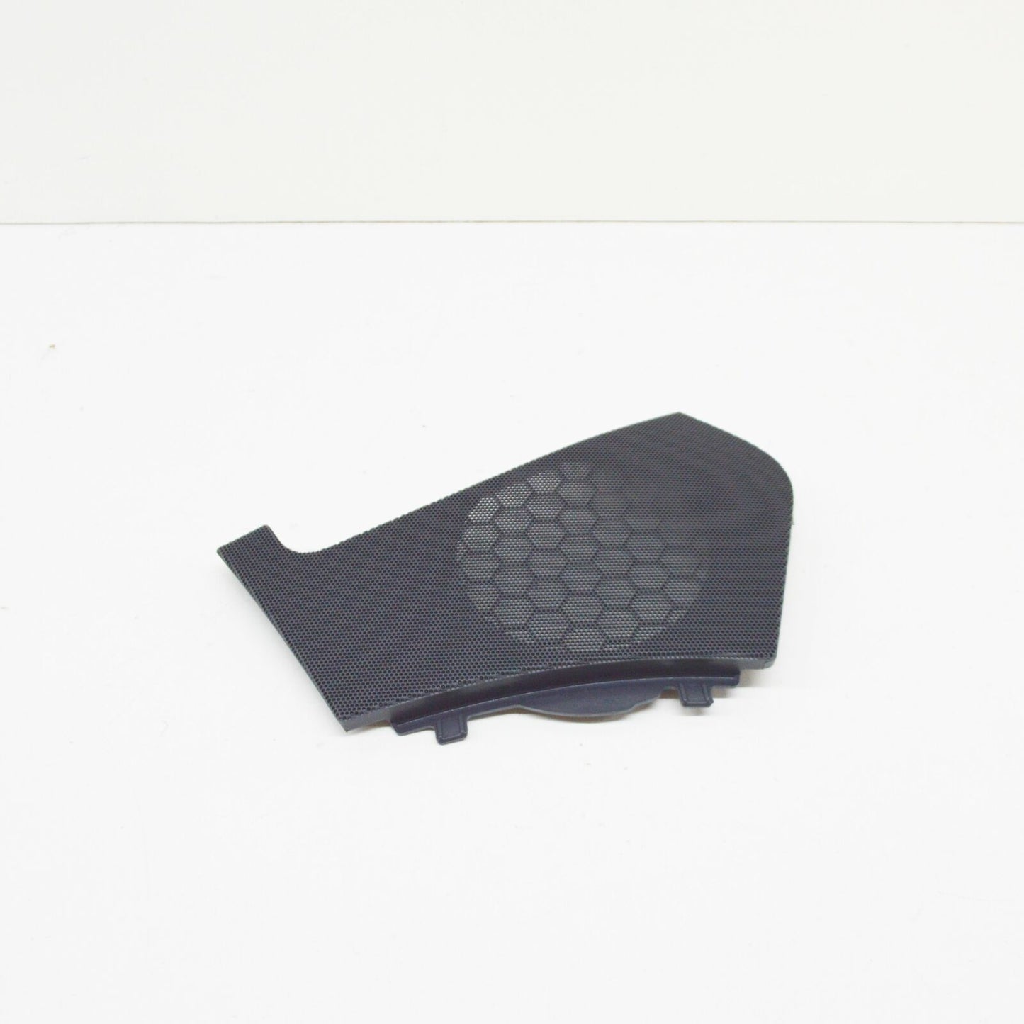 NEW MB SPRINTER W903 INSTRUMENT PANEL LEFT LOUDSPEAKER COVER A9016892608