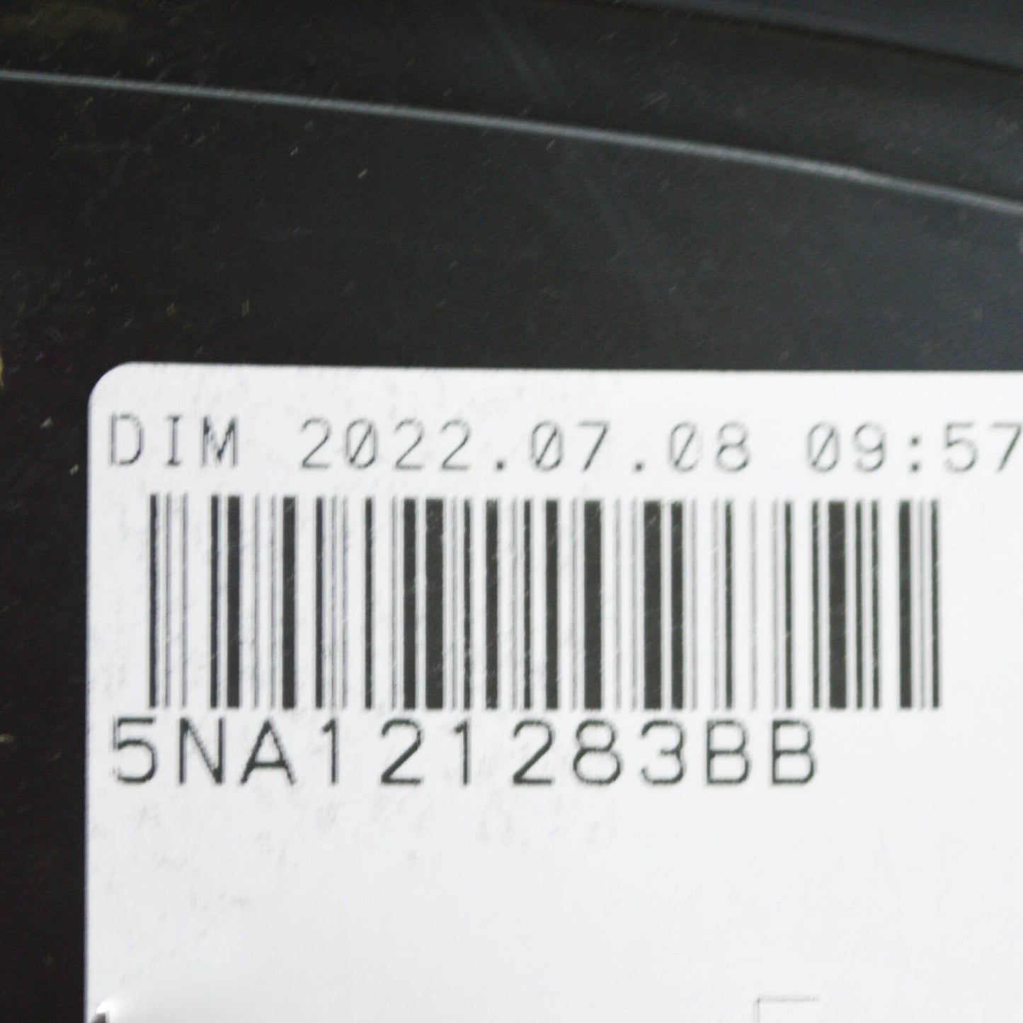 NEW VOLKSWAGEN TIGUAN AD LEFT RADIATOR AIR GUIDE 5NA121283BB ORIGINAL