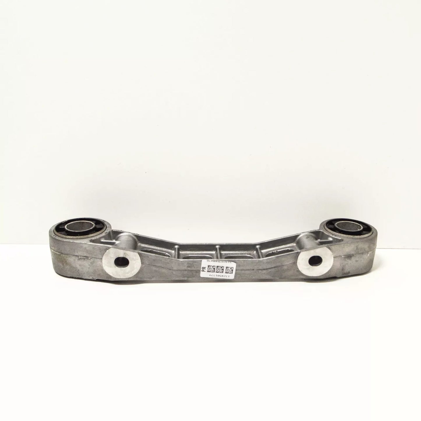 NEW MB VITO W639 REAR AXLE FINAL DRIVE BEARING BRACKET A6393506101 ORIGINAL