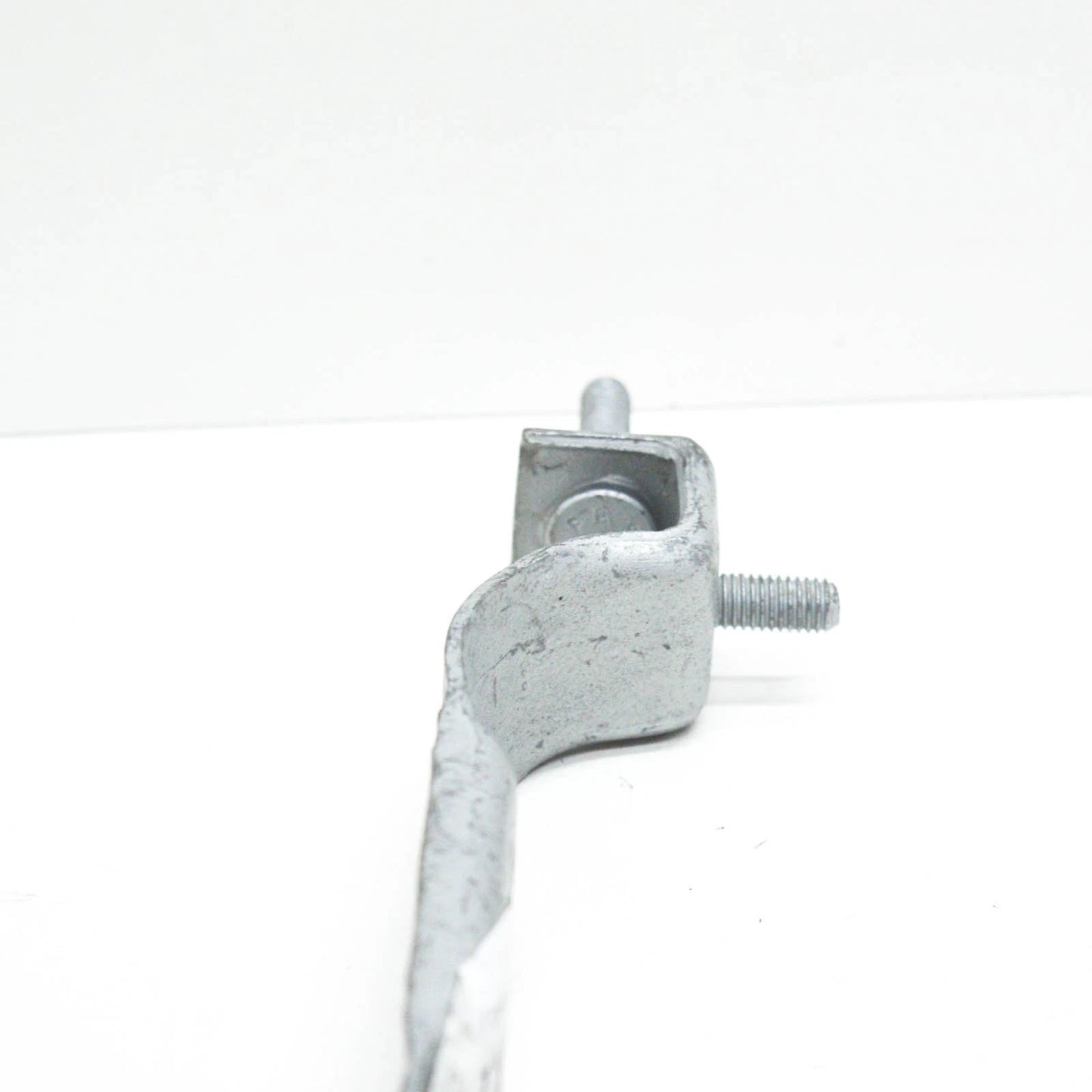 NEW BMW 8 E31 REAR EXHAUST SYSTEN CLAMP 18211723130 ORIGINAL