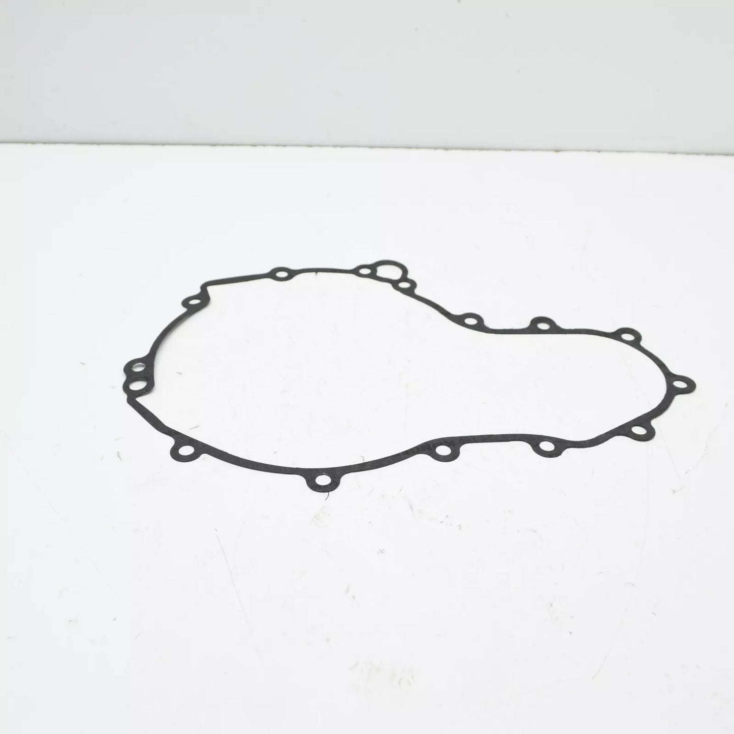 NEW BMW K70 F 700 GS ENGINE GOUSING COVER GASKET RIGHT 11147670688 ORIGINAL
