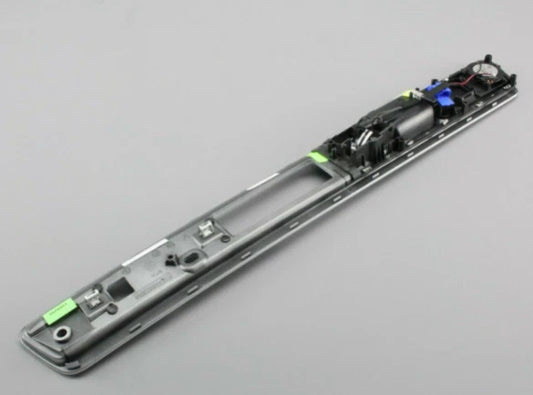 NEW VW TOUAREG 7P FRONT RIGHT DOOR CARD PANEL TRIM LHD 7P6867102BAOUM ORIGINAL