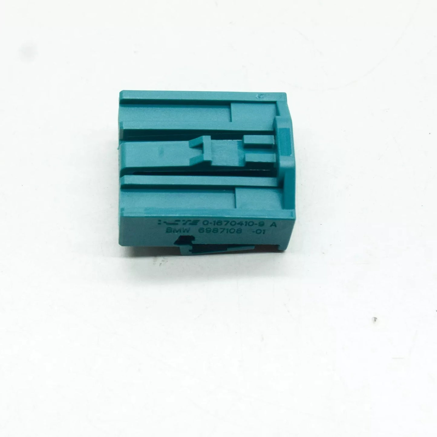 NEW BMW 1 F40 PLUG CONNECTION 66987108 61136987108 2020 ORIGINAL