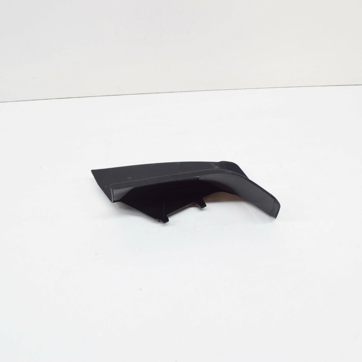 NEW AUDI A6 C7 REAR LEFT TAIL LIGHT TRIM 4G5853267 ORIGINAL