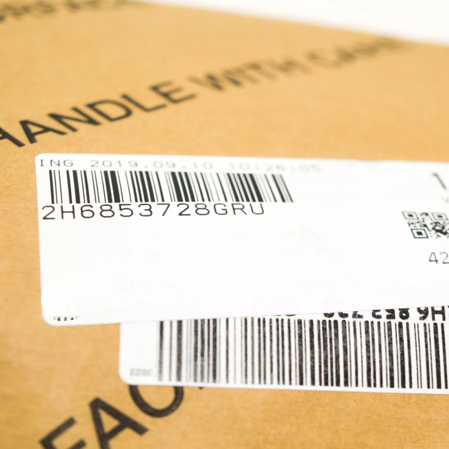 NEW VOLKSWAGEN AMAROK 2H FRONT RIGHT WHEEL COVER 2H6853728GRU