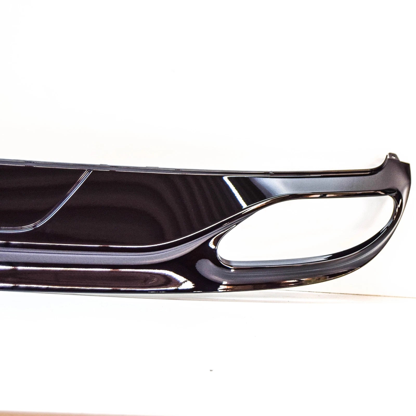 NEW MB B W246 REAR BUMPER BOTTOM LOWER DIFFUSER A2468852200 ORIGINAL