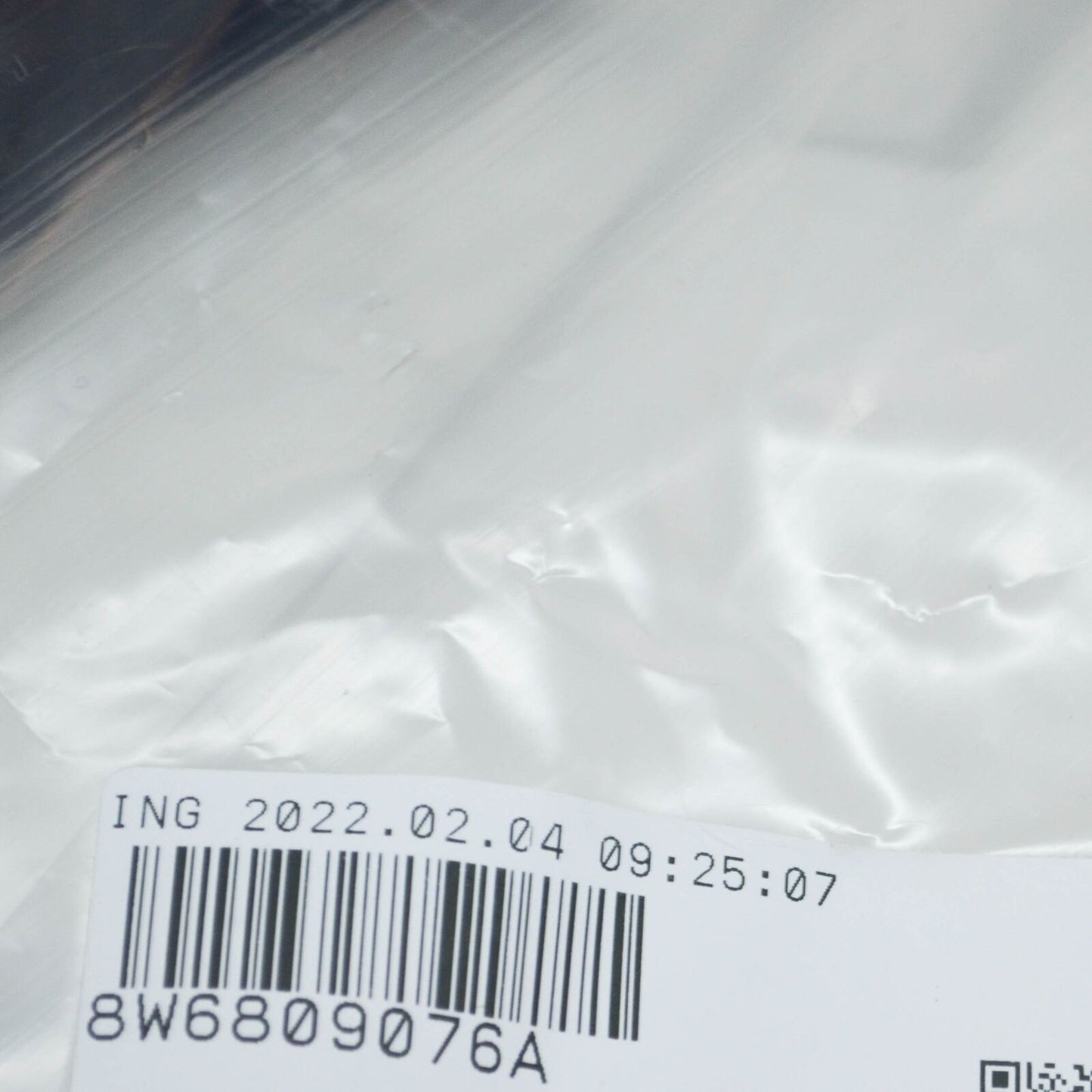 NEW AUDI A5 CABRIO 8W6 FRONT RIGHT FENDER HOLDER 8W6809076A ORIGINAL