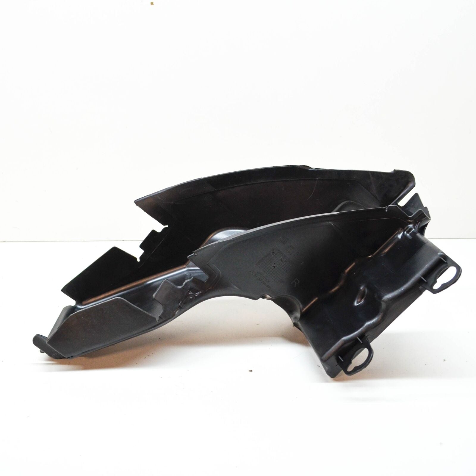 NEW SEAT LEON 5F RIGHT SIDE RADIATOR COOLANT AIR GUIDE 5F0121674E ORIGINAL