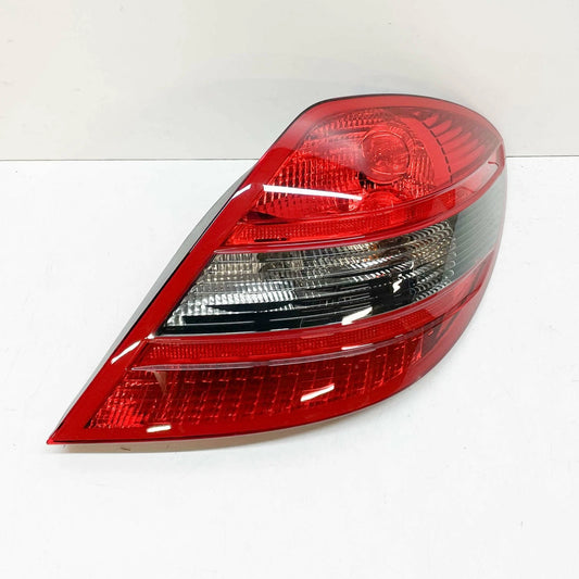 NEW MERCEDES-BENZ SLK R171 REAR RIGHT TAILLIGHT A1718200664 ORIGINAL