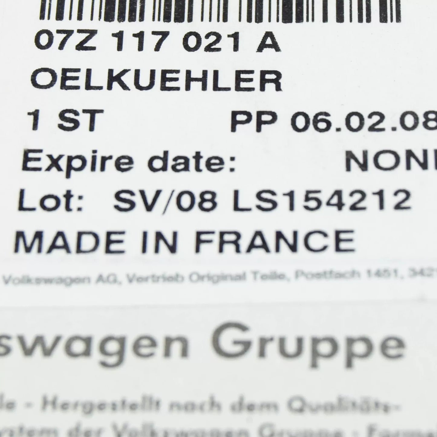 NEW VOLKSWAGEN TOUAREG 7L MK1 ENGINE OIL COOLER 07Z117021A ORIGINAL