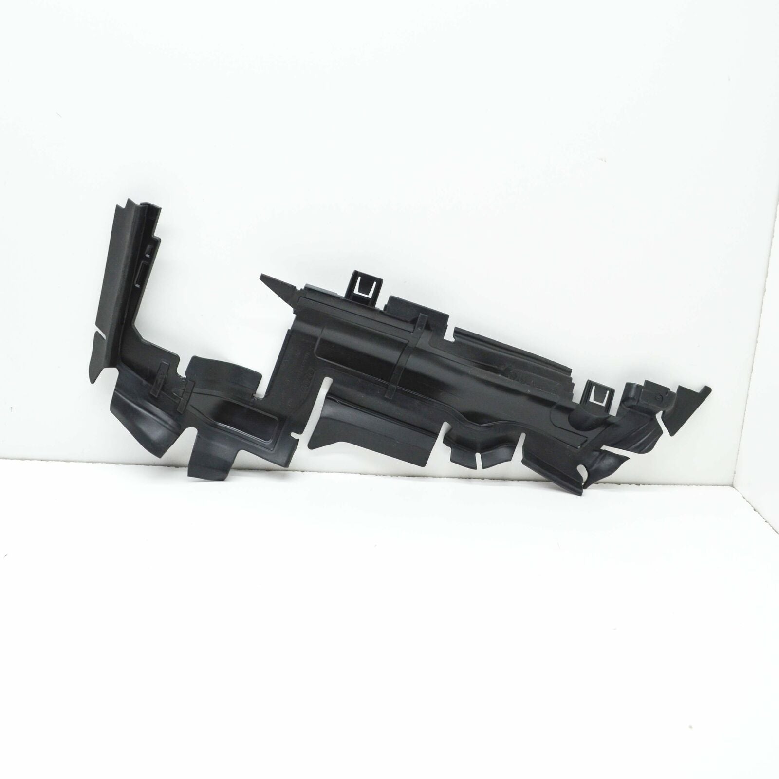 NEW AUDI S5 8W6 RIGHT OUTER RADIATOR SUPPORT BAFFLE 8W6121284AH ORIGINAL