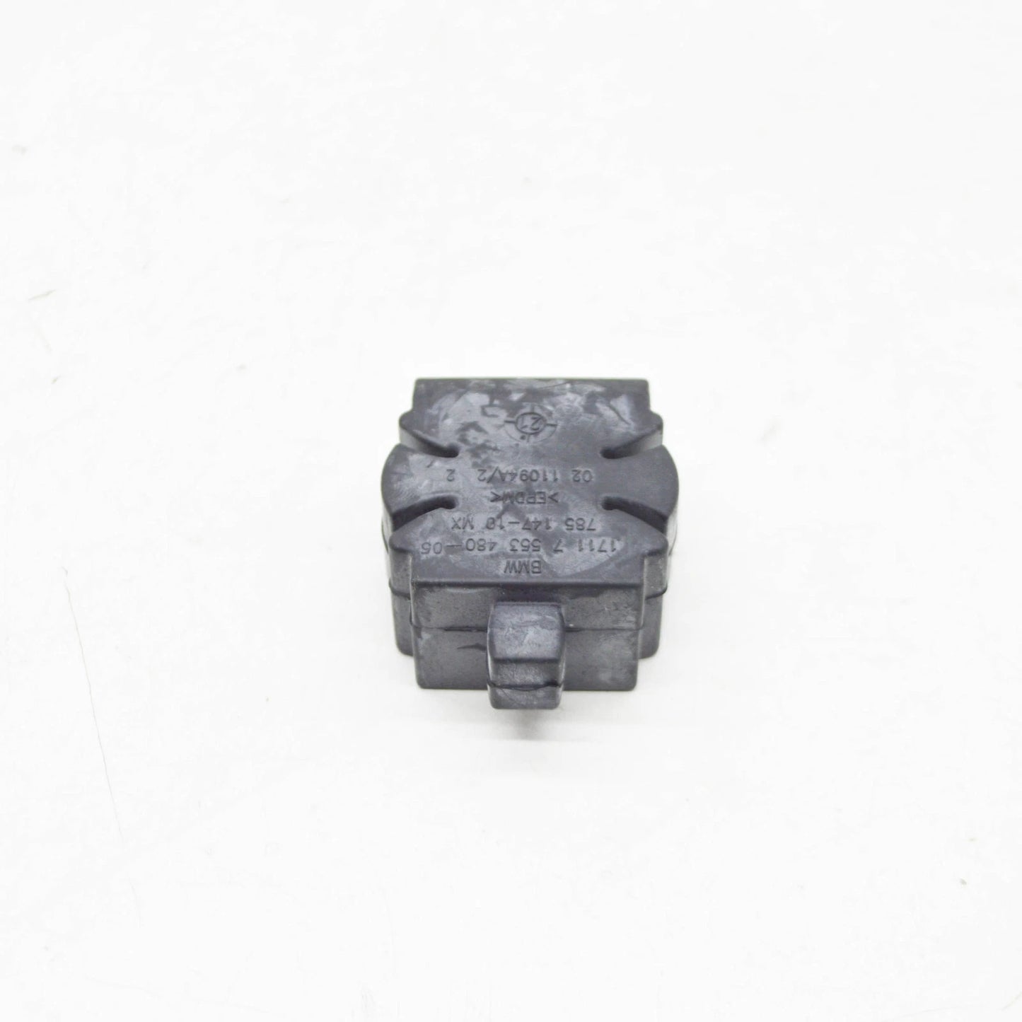 NEW BMW X5 E70 RADIATOR RUBBER MOUNTING 17117553480 ORIGINAL