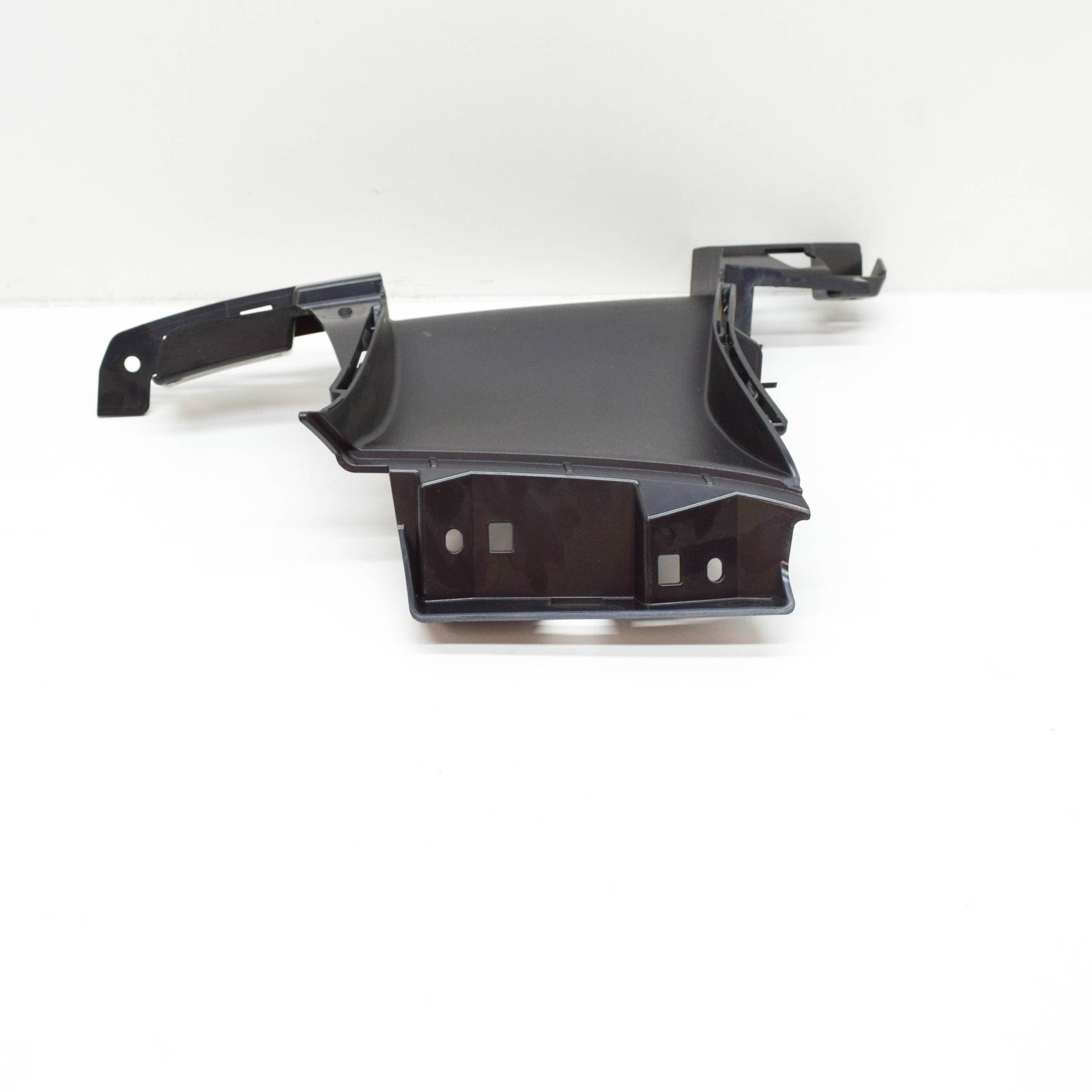 NEW AUDI A6 C8 FRONT RIGHT AIR GUIDE 4K0121764J ORIGINAL