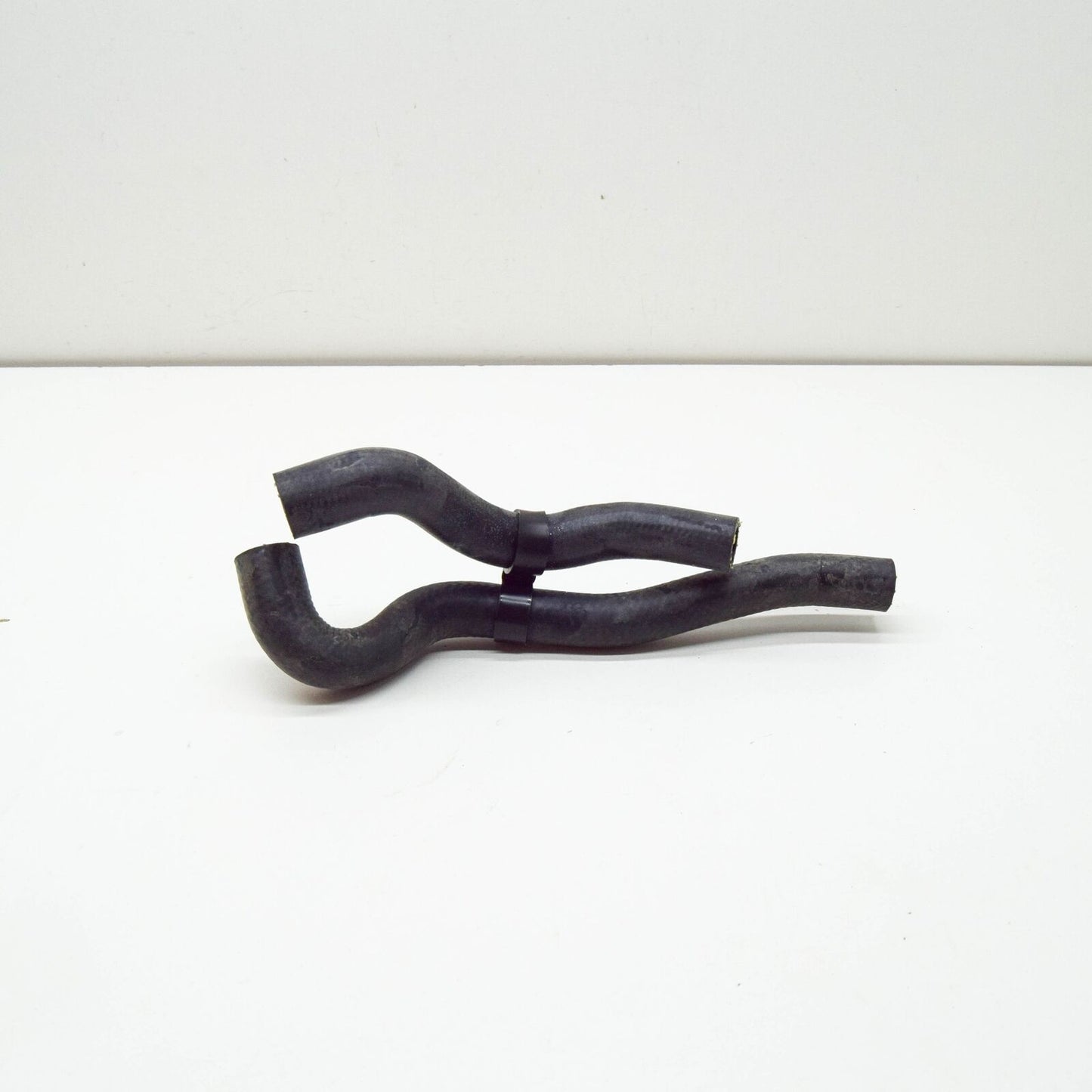 NEW SKODA SUPERB MK2 3T ENGINE COOLANT HOSE 1K0122063J ORIGINAL