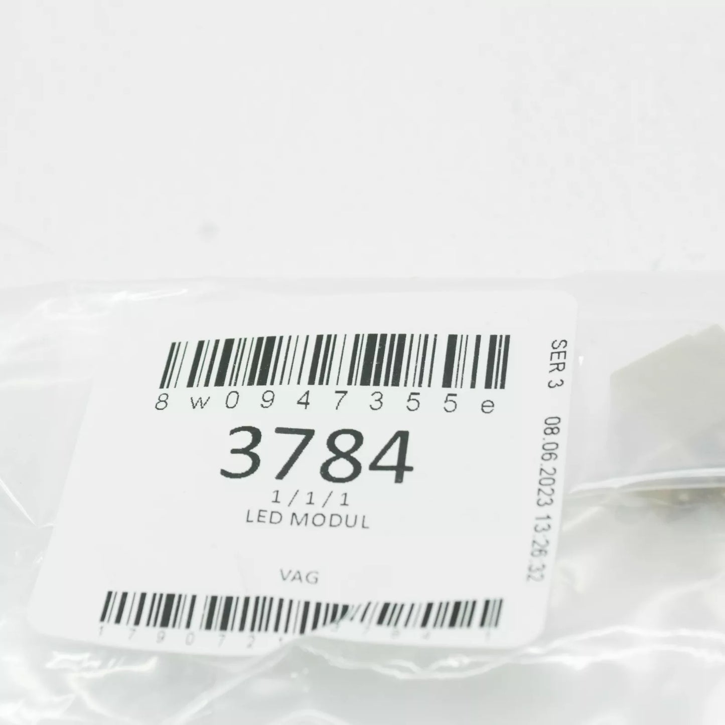 NEW AUDI A4 B9 AVANT REAR LEFT DOOR LED LIGHT MODULE 8W0947355E ORIGINAL