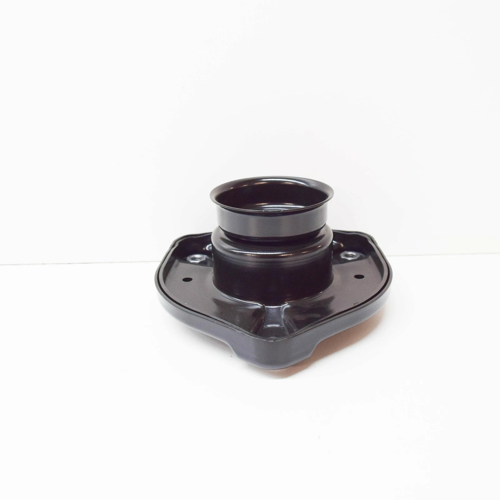NEW MERCEDES-BENZ C W204 AMG FRONT SPRING STRUT MOUNT A2043201373