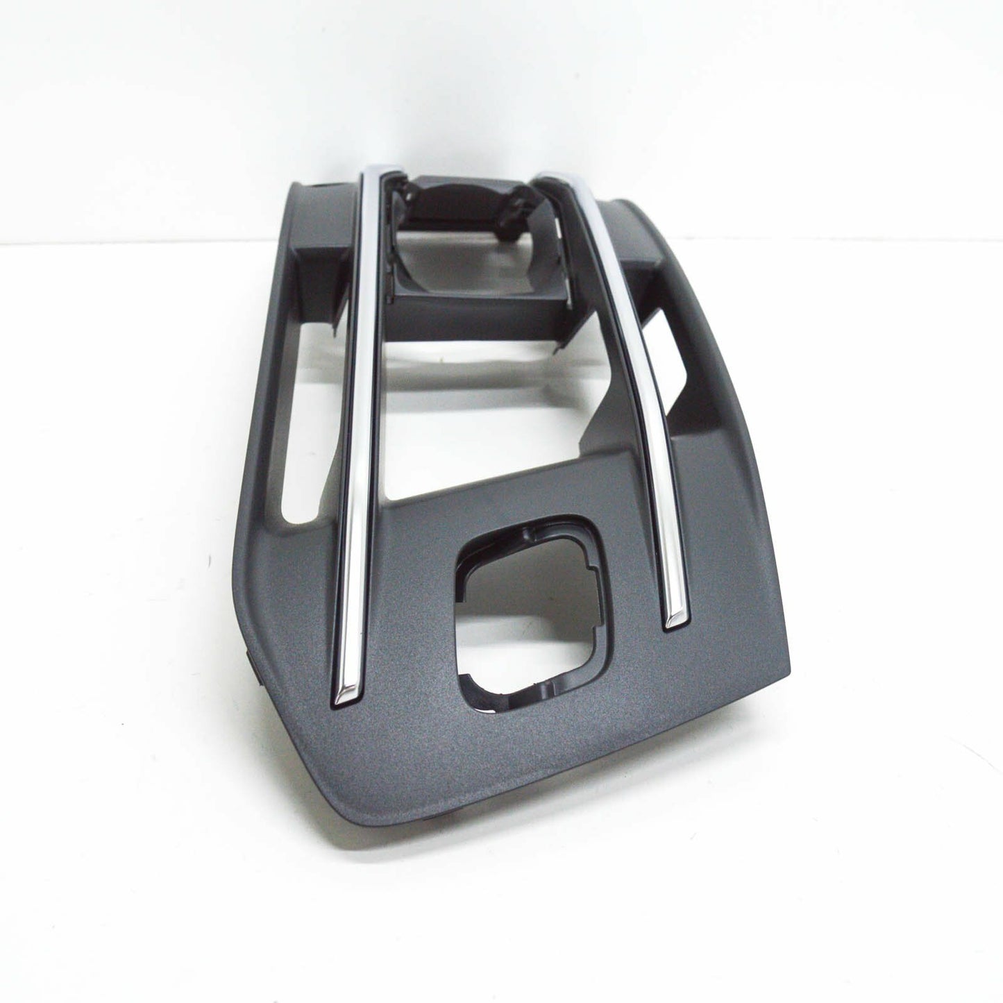 Genuine Audi Q7 4M Front Bumper Right Fog Light Grille Cover 4M0807682Aa4W3 Original