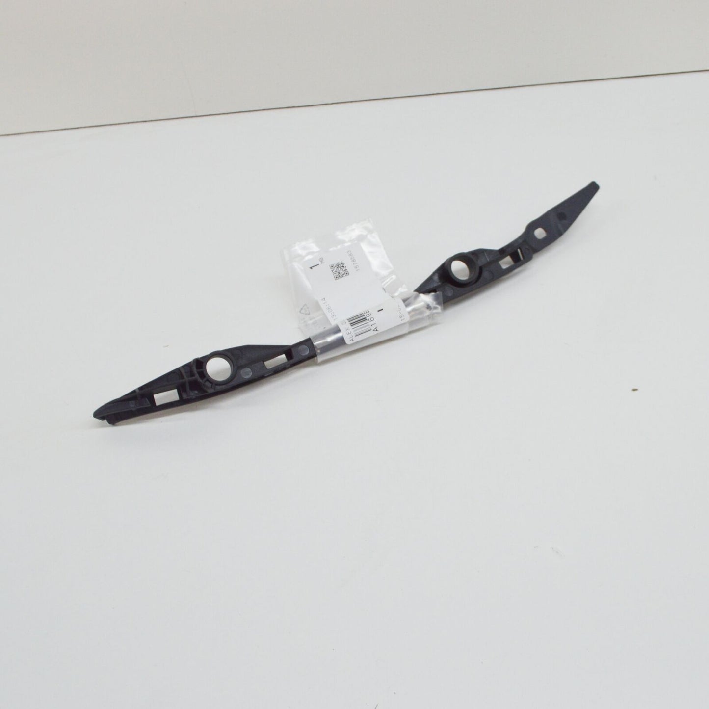 NEW MERCEDES-BENZ A W169 REAR BUMPER LEFT RAIL A1698851121 ORIGINAL