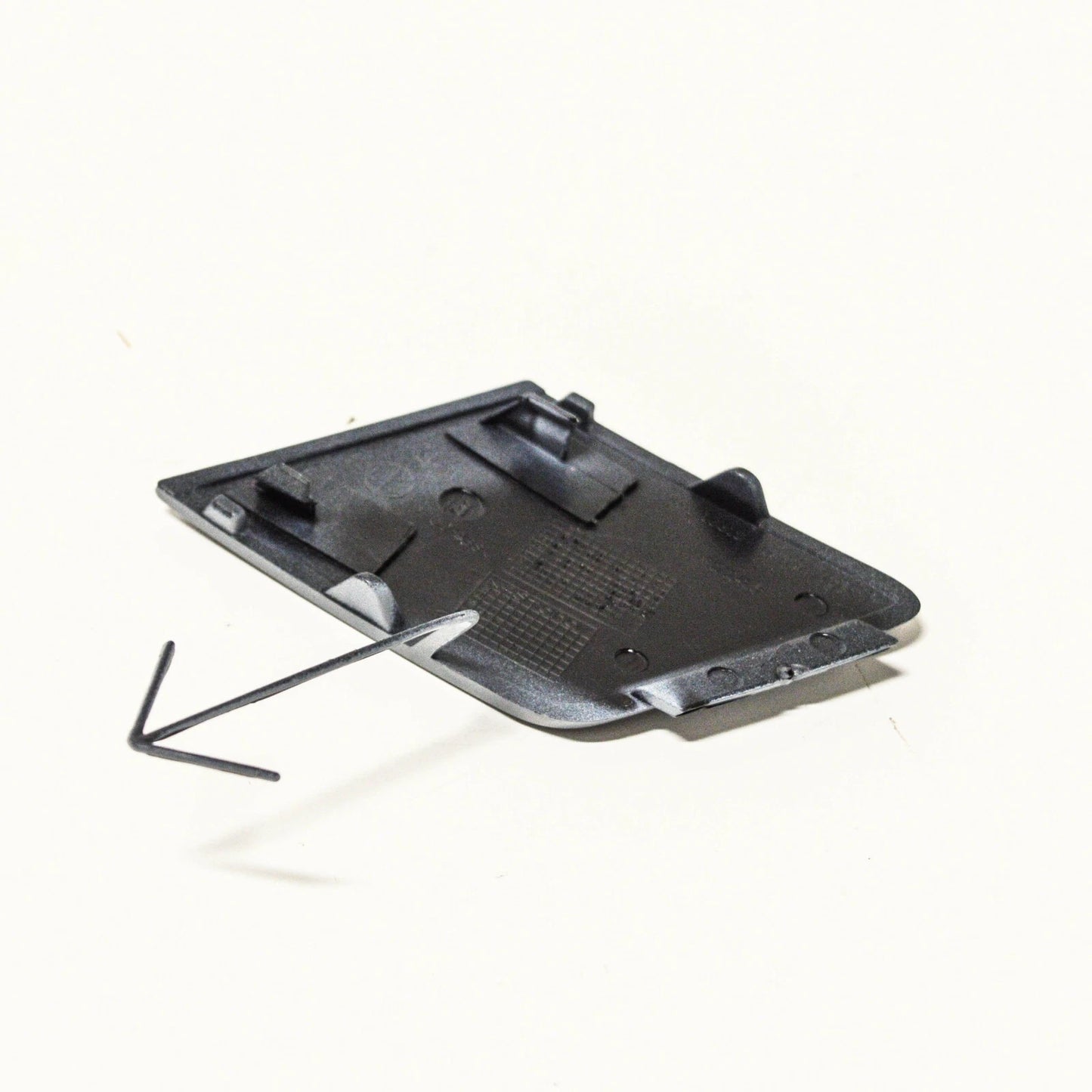 NEW VW TIGUAN MK1 FRONT BUMPER TOW HOOK EYE CAP RIGHT 5N0807241BGRU