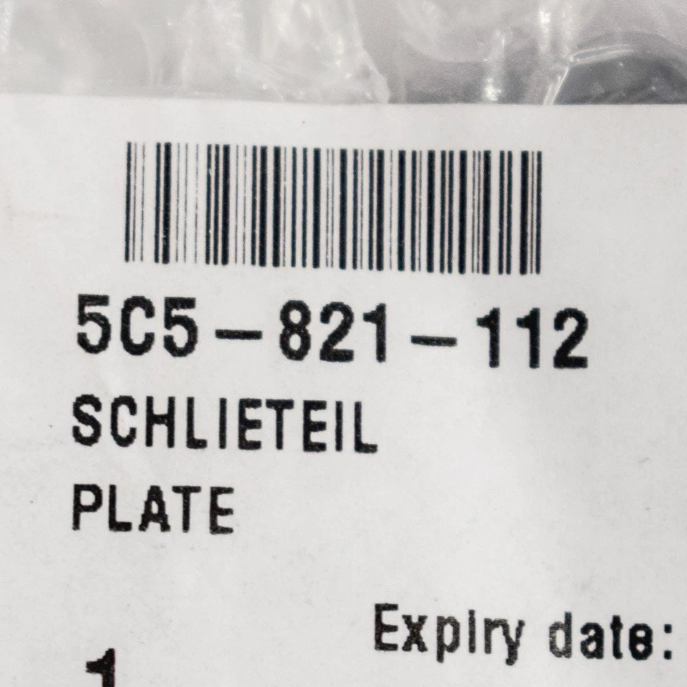 NEW VOLKSWAGEN BEETLE A5 FRONT RIGHT FENDER END PLATE 5C5821112 ORIGINAL