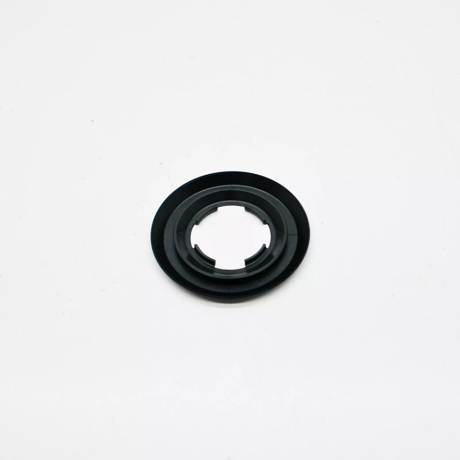 NEW BMW 1 F20 REAR OUTPUT SHAFT DUST GUARD RING PLASTIC 33217616457 ORIGINAL