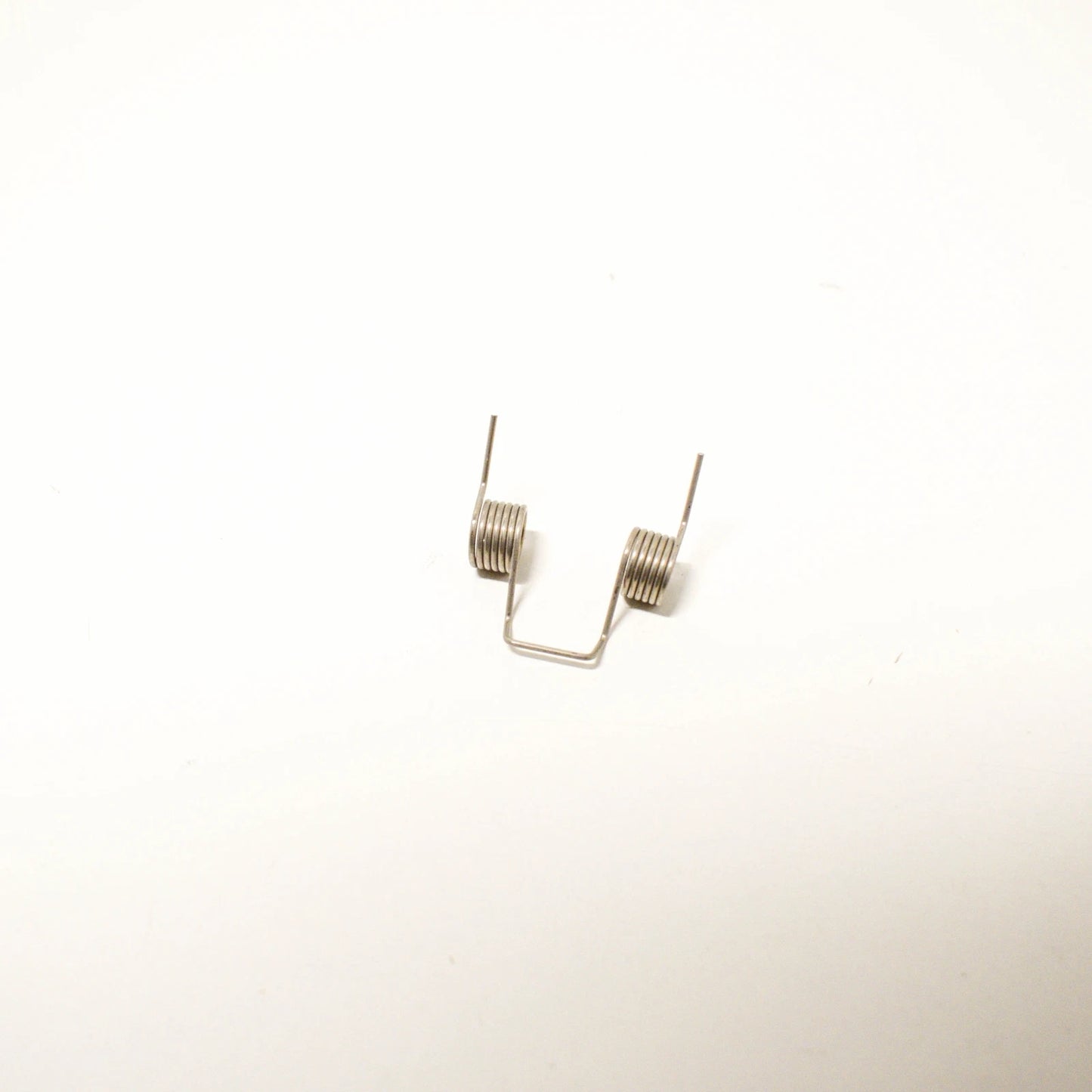 NEW MERCEDES BENZ GLK X204 FRONT BUMPER WASHER COVER SPRING A2048800327 ORIGINAL