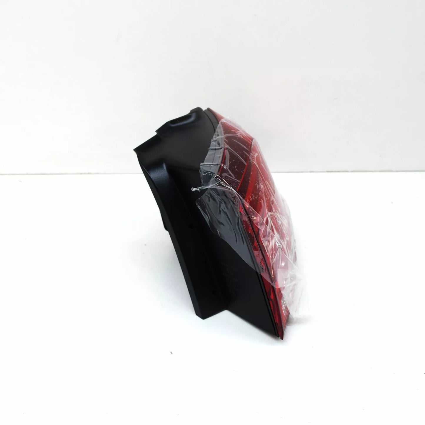 NEW VOLKSWAGEN GOLF MK7 5G REAR RIGHT LED OUTER TAILLIGHT 5G0945096Q ORIGINAL