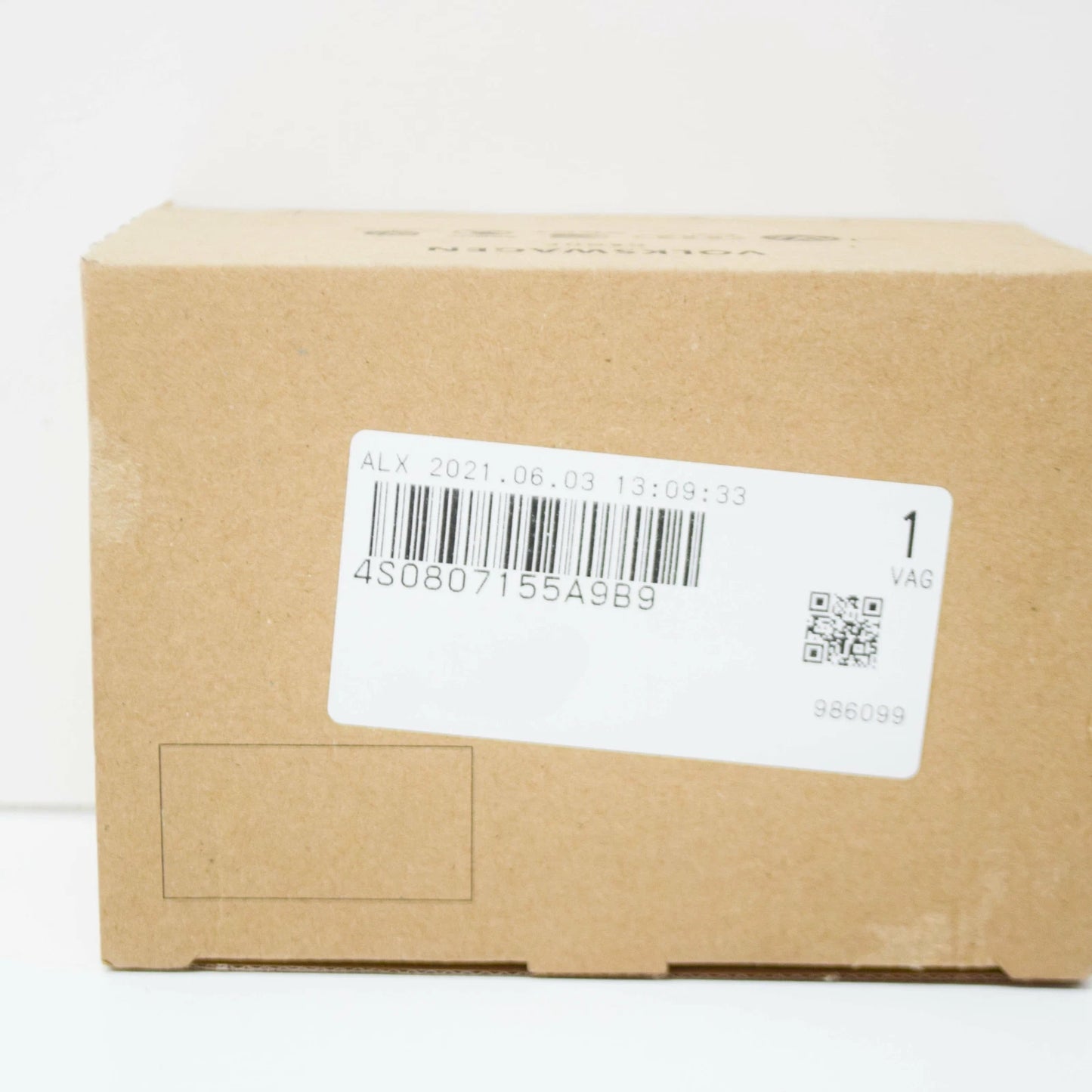 NEW AUDI R8 4S FRONT LEFT BUMPER GRILL BUMPER CAP 4S0807155A9B9 2018