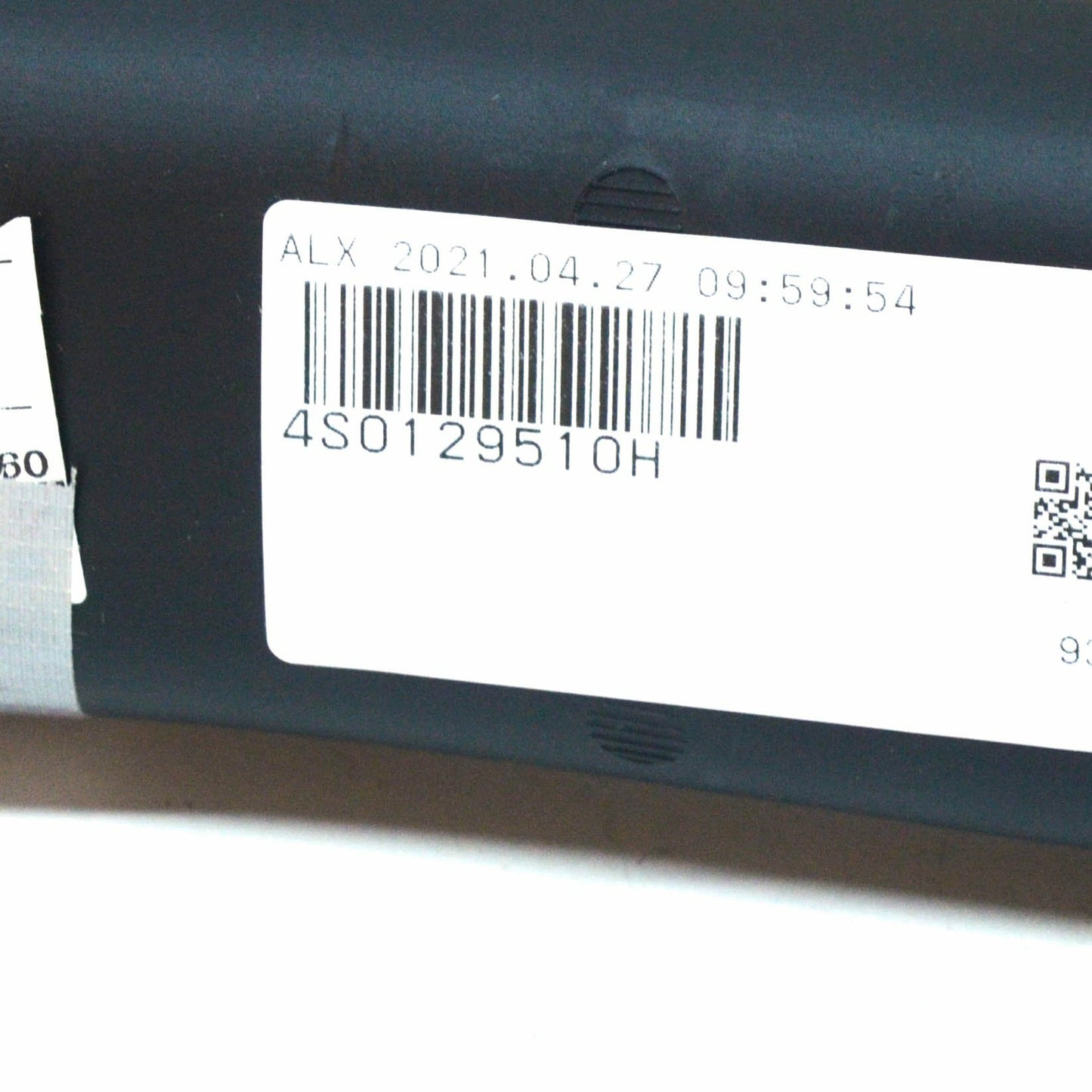 NEW AUDI R8 SPYDER 4S AIR INTAKE TUBE DUCT 4S0129510H ORIGINAL