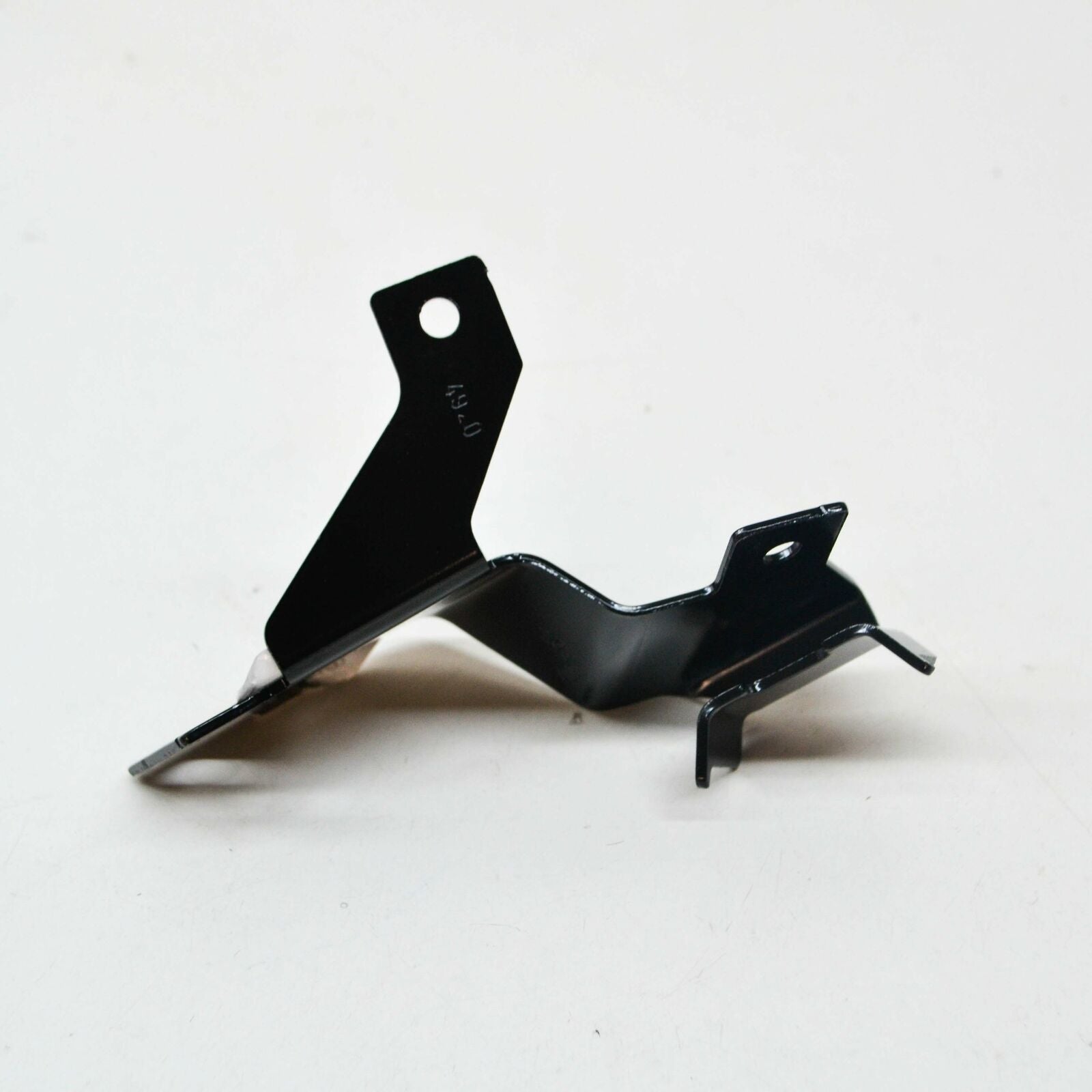 NEW MERCEDES-BENZ GLC COUPE C253 CIRCULATION PUMP HOLDER A2535011100 ORIGINAL