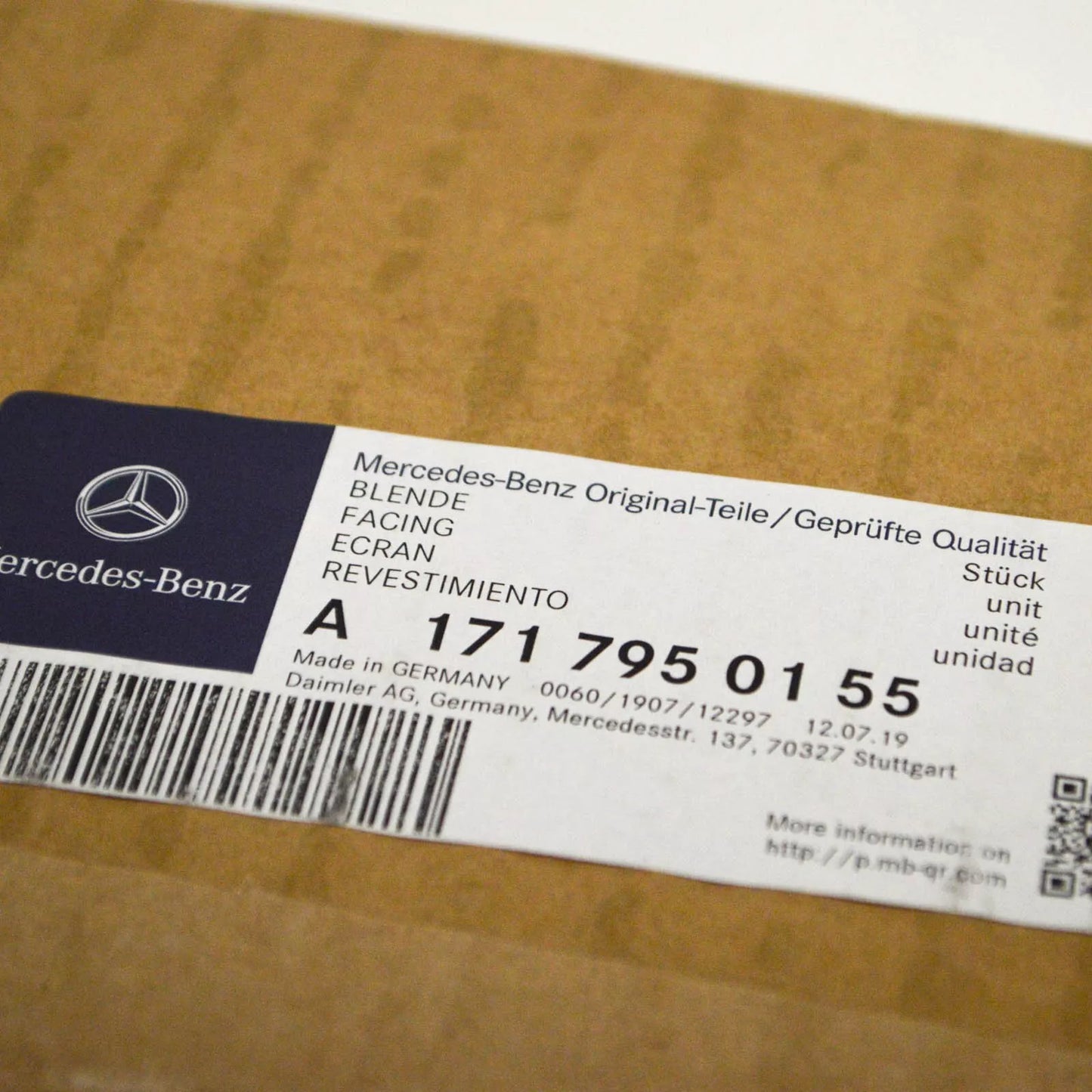 NEW MERCEDES BENZ SLK R171 REAR LEFT C-PILLAR COVER TRIM A1717950155