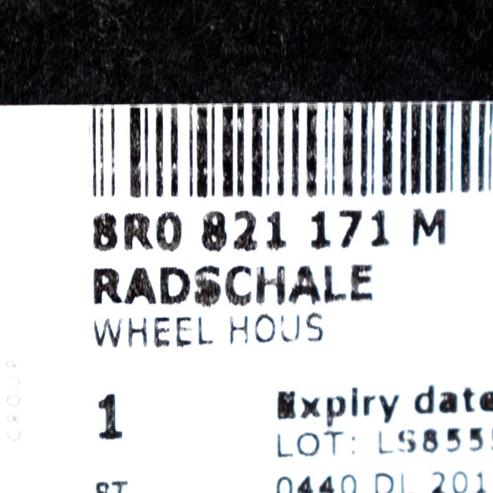 NEW AUDI Q5 8R FRONT LEFT WHEEL ARCH MUD GUARD 8R0821171M ORIGINAL