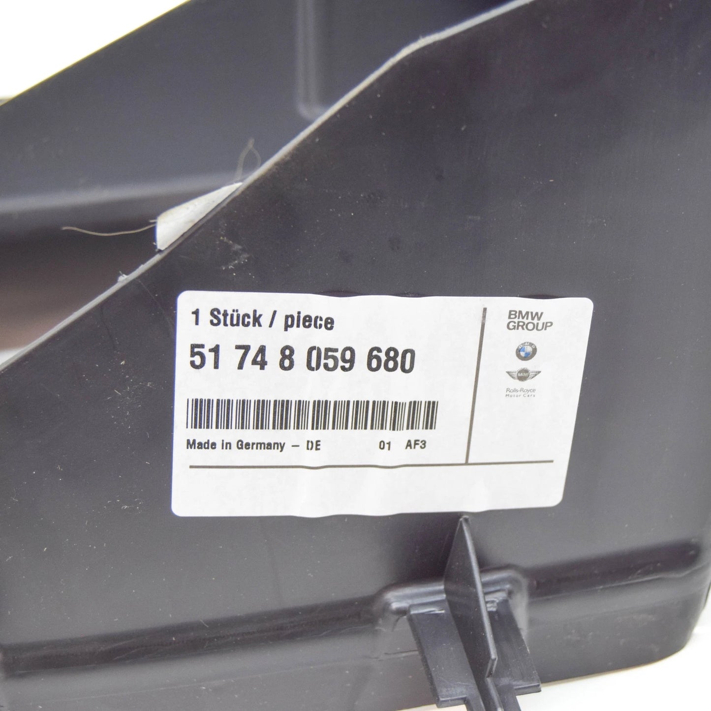 NEW BMW 5 G30 RADIATOR AIR DUCT RIGHT M 51748059680 ORIGINAL