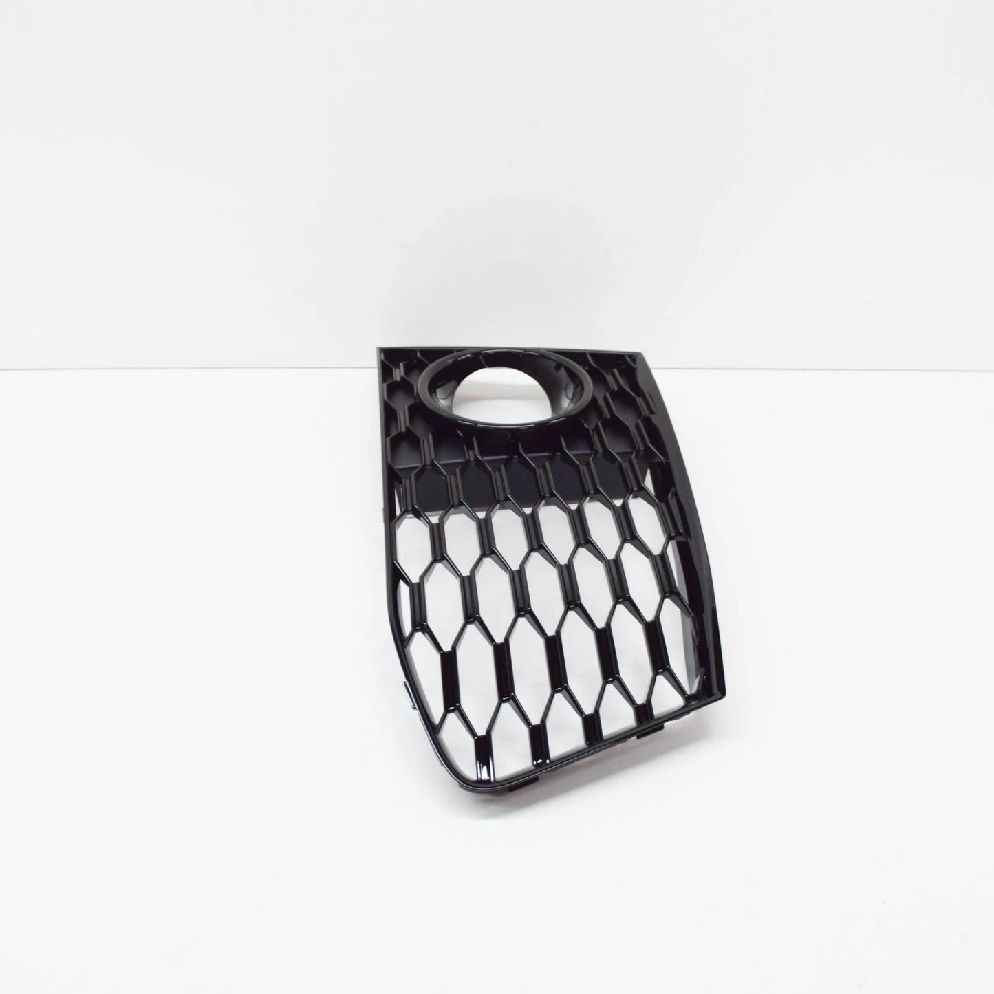 NEW AUDI A7 S 4GA FRONT BUMPER RIGHT SIDE BUMPER GRILLE 4G8807682G T94 ORIGINAL