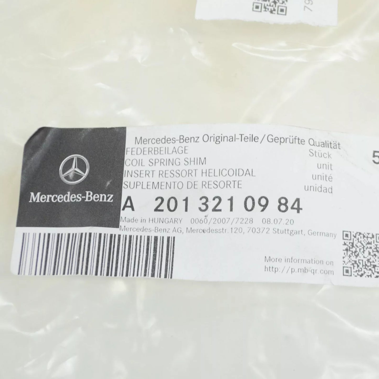 NEW MERCEDES-BENZ E W124 FRONT SPRING UPPER RUBBER MOUNTING A2013210984 ORIGINAL