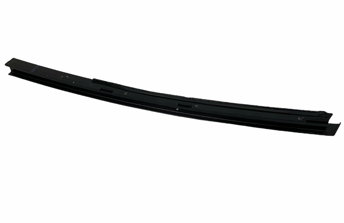 new mercedes-benz e w212 rear right door window divider a2127300219 original