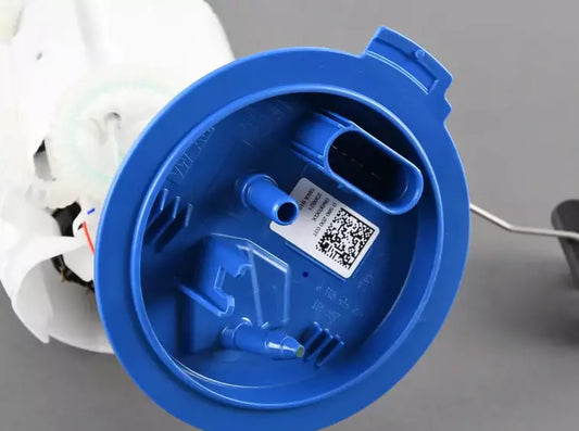 NEW VW GOLF VII 5G MK7 FUEL PUMP WITH SENDING UNIT 5WA919051P ORIGINAL