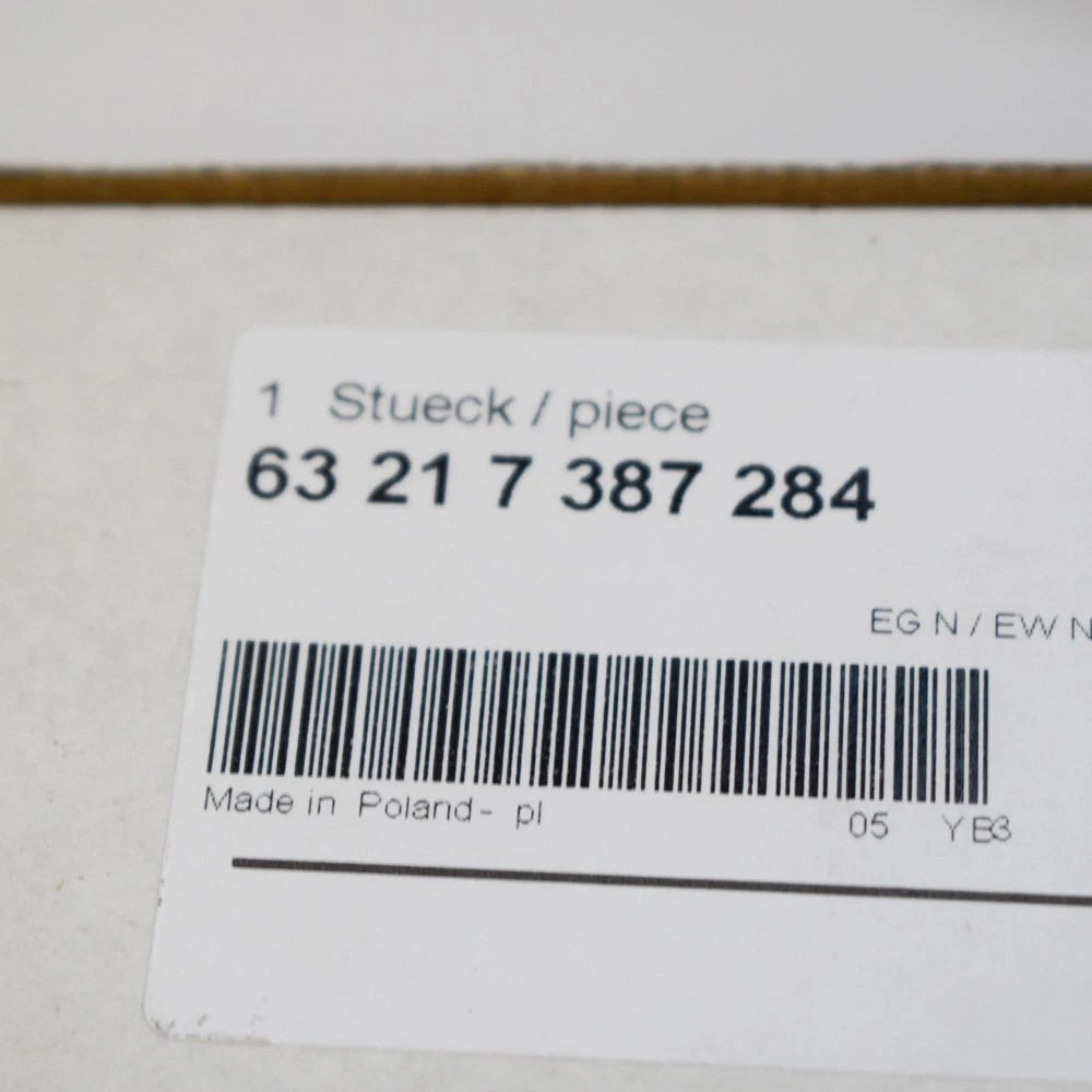 NEW BMW 1 F20 REAR RIGHT TAILLIGHT WATER DEFLECTOR 63217387284 7387284 ORIGINAL